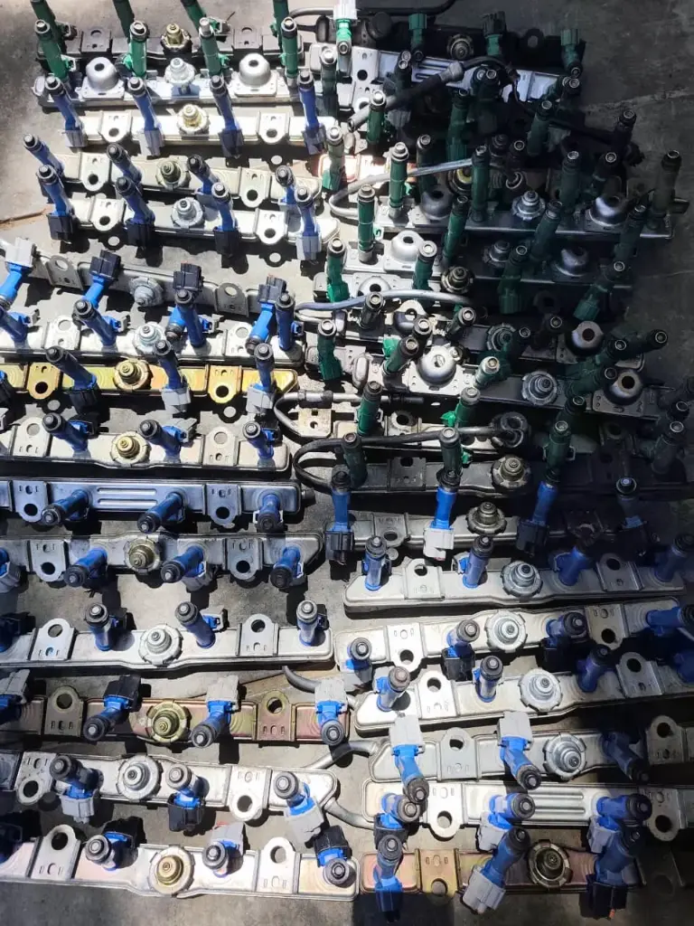 Juego de inyectores o por unidad originales Toyota Yaris azules o verdes Probox