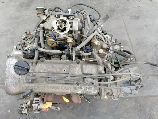 Motor Nissan GA16 carburado